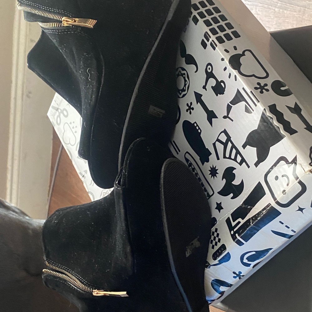 BAMBOO Black Peep Toe Ankle Booties - Picture 4 of 8